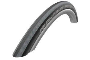 RightRun ties with shallow grooved tread